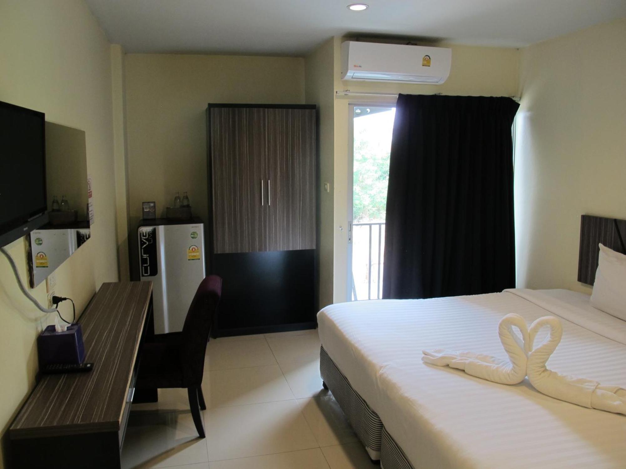 The Airy Residence Bangkok Buitenkant foto