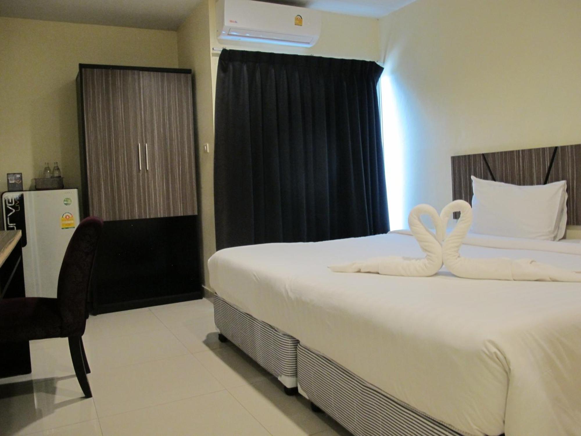 The Airy Residence Bangkok Buitenkant foto