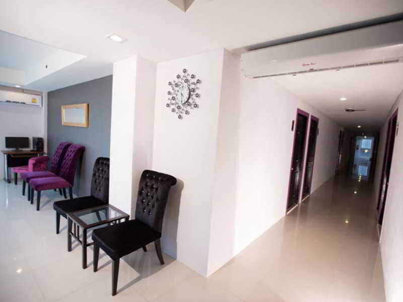 The Airy Residence Bangkok Buitenkant foto